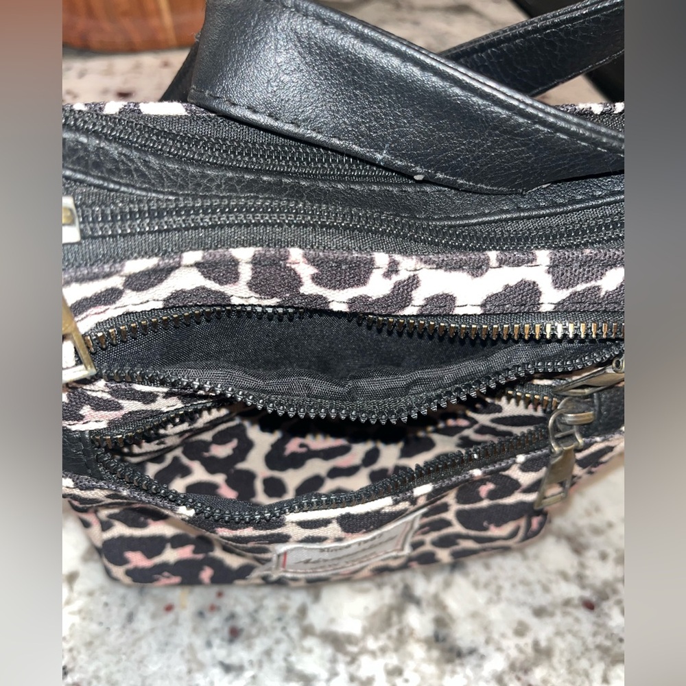 Y2K Aeropostale Leopard Print Mini Crossbody Bag Pink Accents Multi-Zip Preowned - Picture 3 of 11